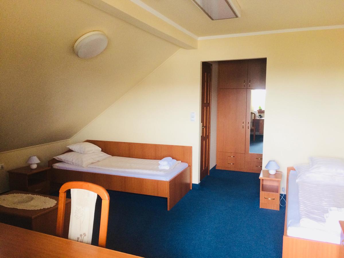 Bed and Breakfast Park Panzió*** Szolnok Exterior foto